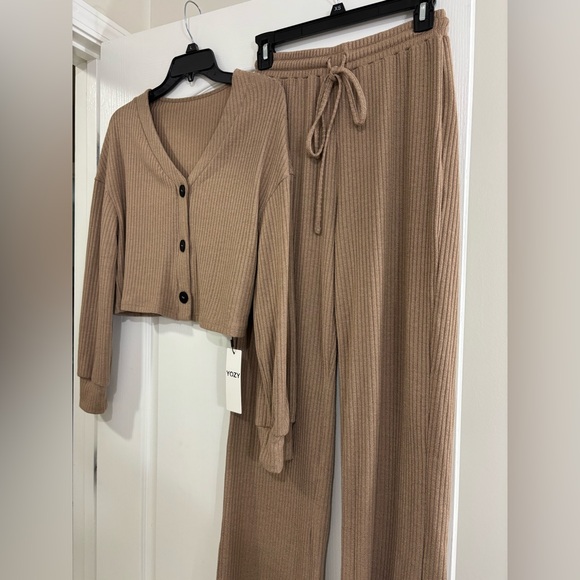 Brown Ribbed Coordinating Pant Set, NWT - Picture 4 of 8